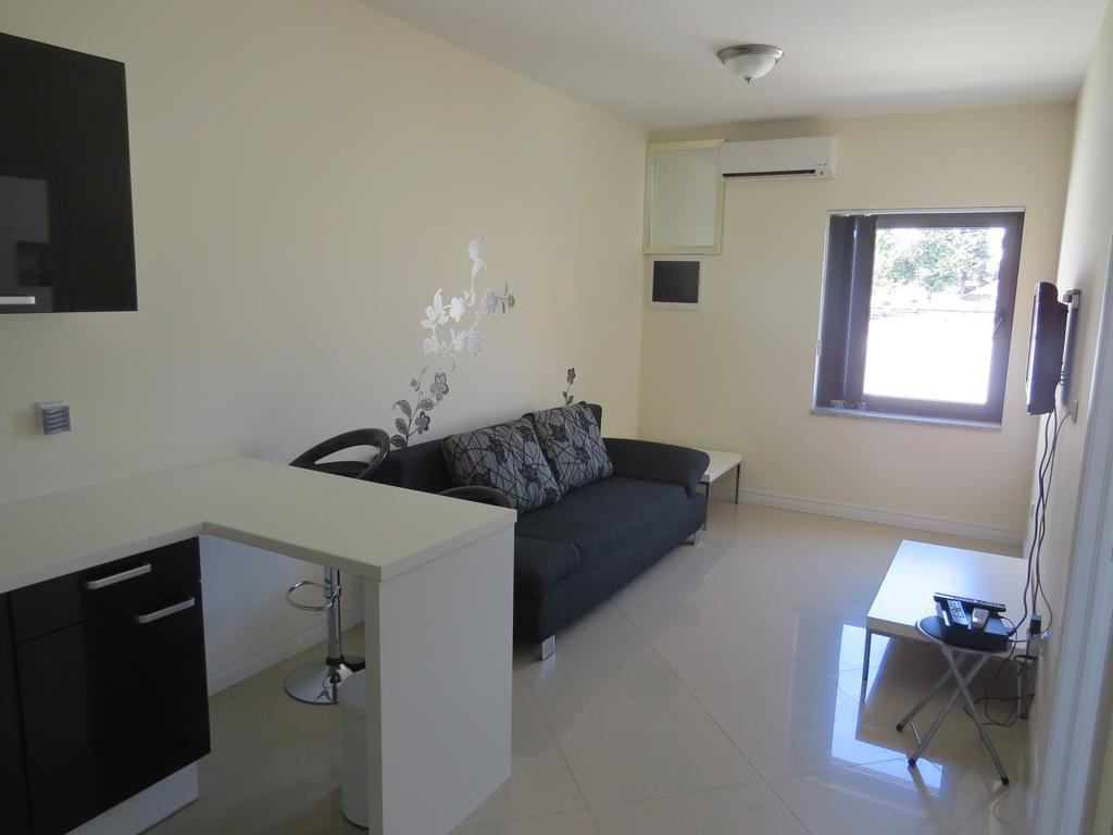 Apartments Amfora Biograd Na Moru Rom bilde