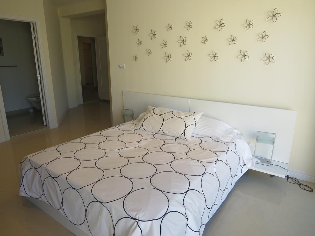 Apartments Amfora Biograd Na Moru Rom bilde